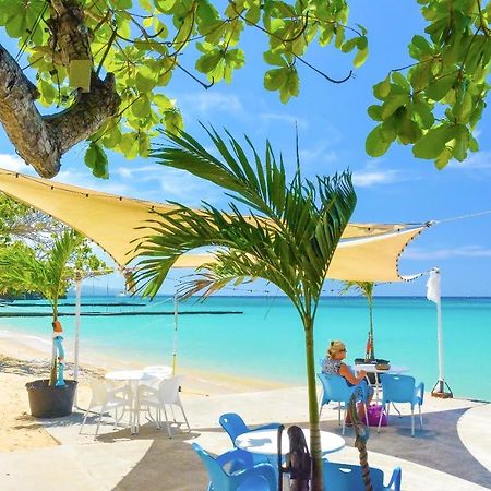 Kaz Kreol Beach Hotel Ocho Rios Ngoại thất bức ảnh