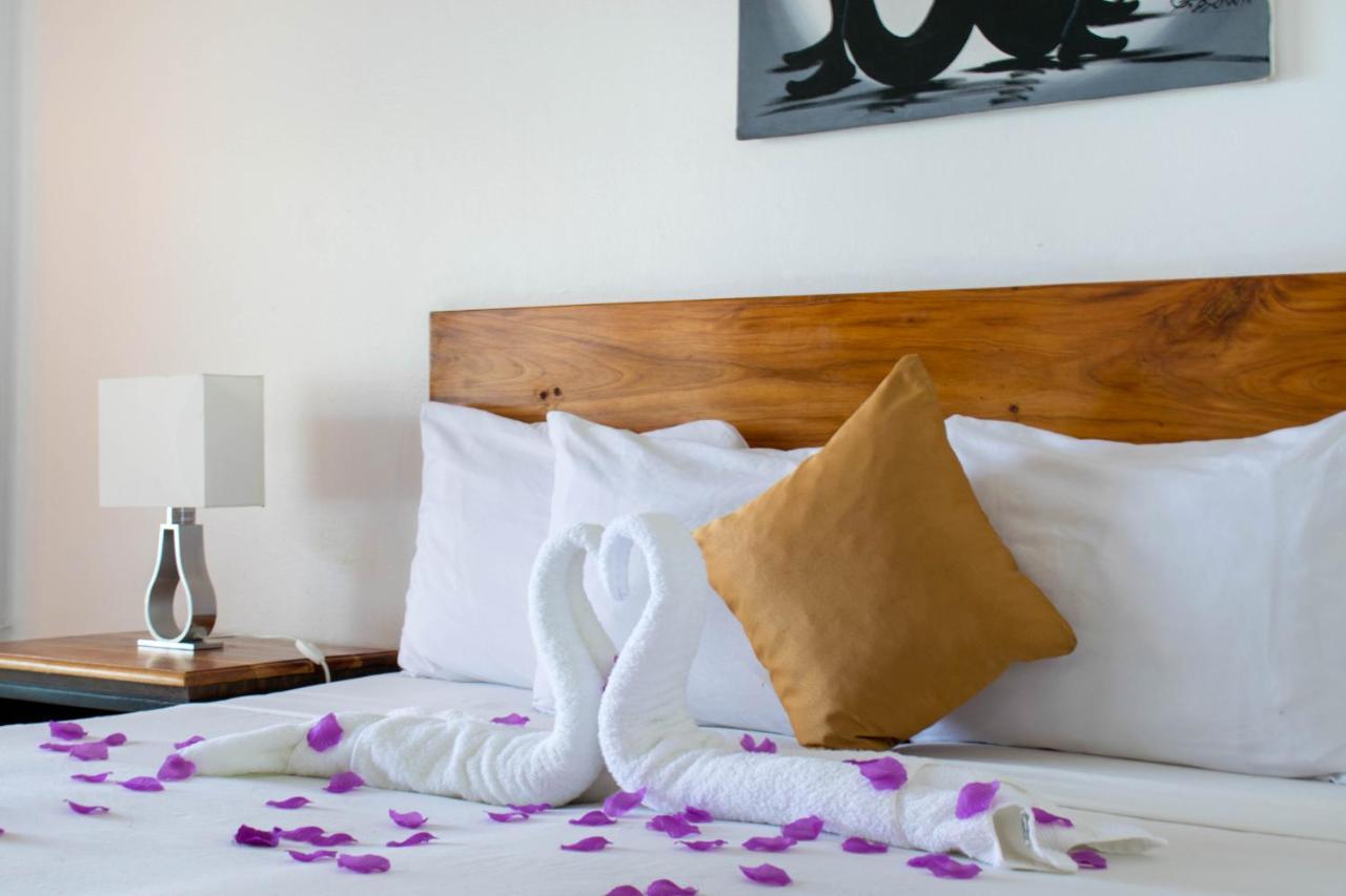 Kaz Kreol Beach Hotel Ocho Rios Ngoại thất bức ảnh