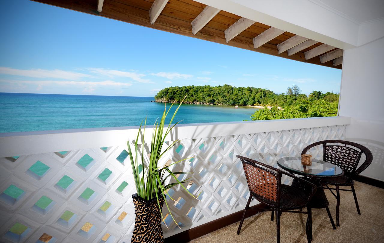 Kaz Kreol Beach Hotel Ocho Rios Ngoại thất bức ảnh
