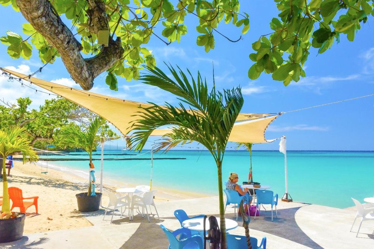 Kaz Kreol Beach Hotel Ocho Rios Ngoại thất bức ảnh